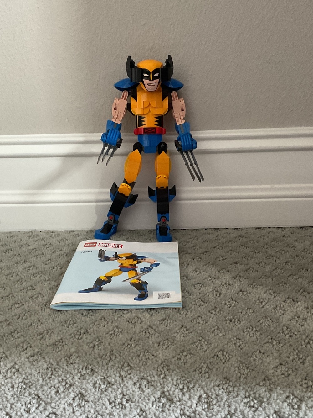 Lego Marvel Wolverine Figure in Yellow, Blue, Black